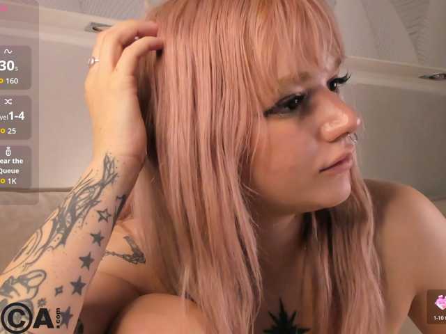 Molly-Platt live cam on BongaCams