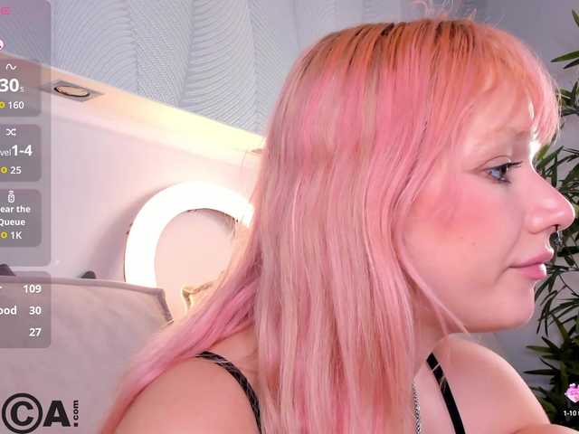 Molly-Platt live cam on BongaCams