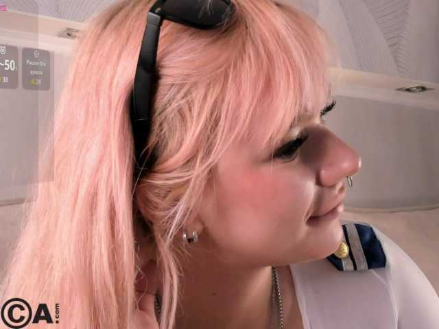 Molly-Platt live cam on BongaCams
