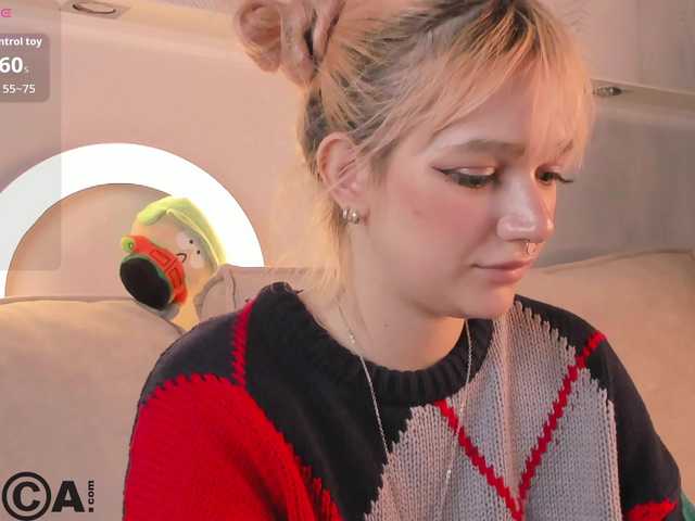Molly-Platt live cam on BongaCams