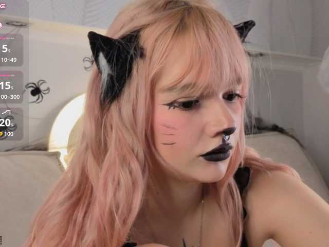 Molly-Platt live cam on BongaCams