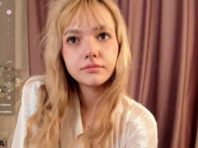 Molly-Platt live cam on BongaCams
