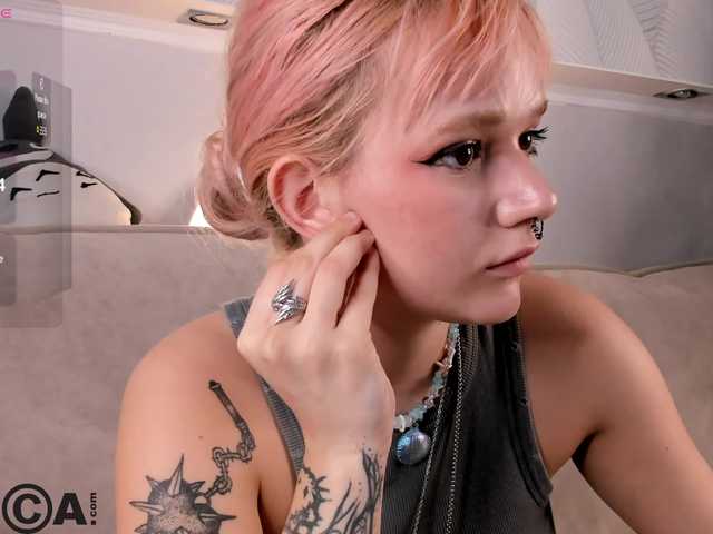 Molly-Platt live cam on BongaCams