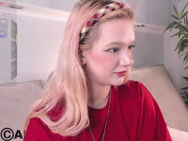 Molly-Platt live cam on BongaCams