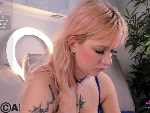 Molly-Platt live cam on BongaCams