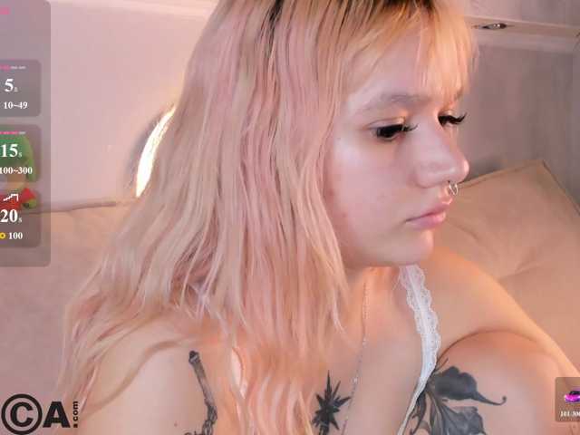 Molly-Platt live cam on BongaCams