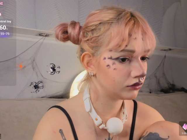 Molly-Platt live cam on BongaCams
