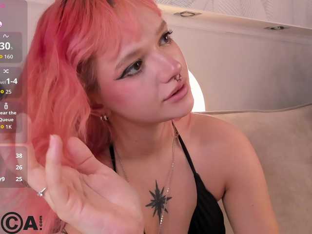 Molly-Platt live cam on BongaCams