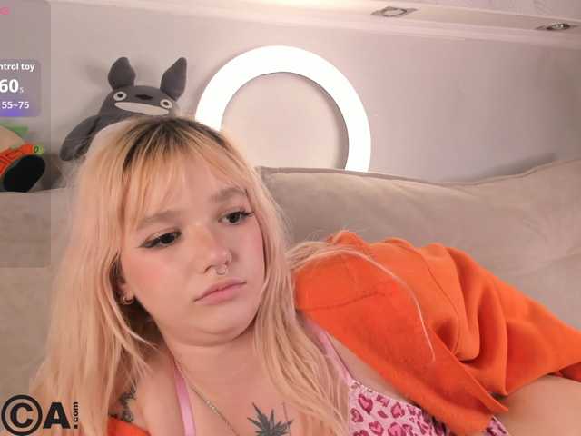 Molly-Platt live cam on BongaCams