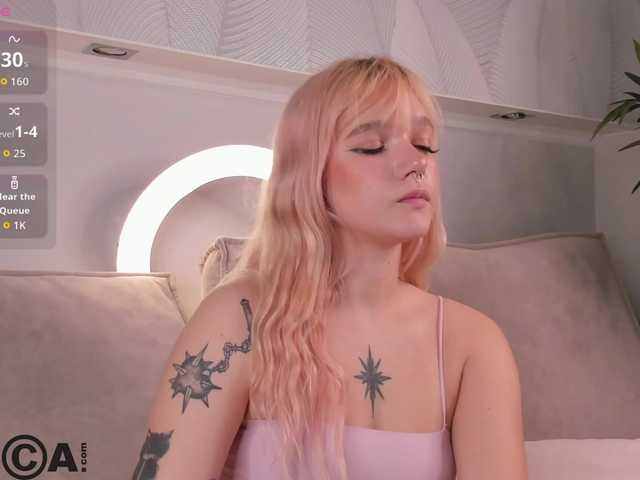 Molly-Platt live cam on BongaCams