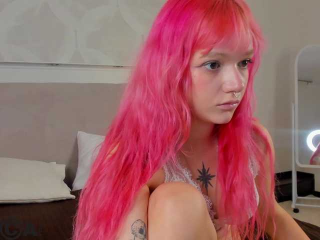 Molly-Platt live cam on BongaCams