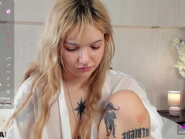 Molly-Platt live cam on BongaCams