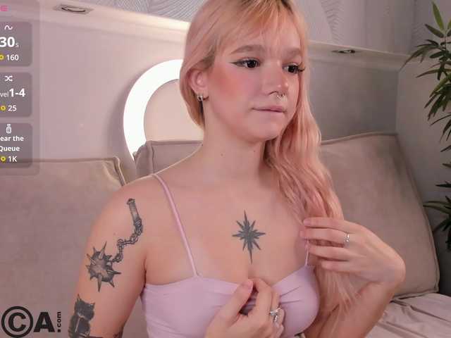 Molly-Platt live cam on BongaCams