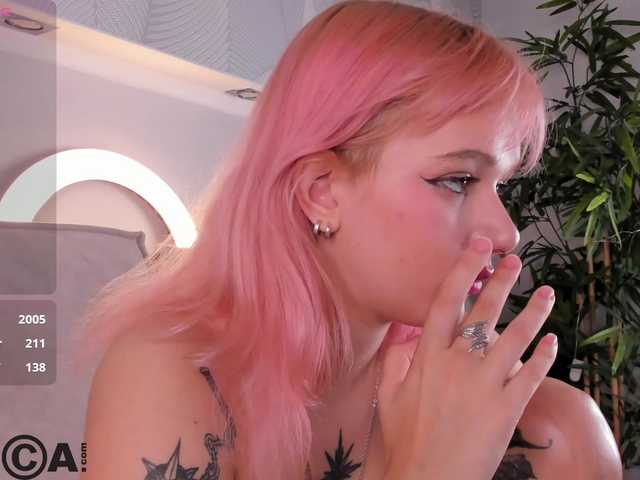 Molly-Platt live cam on BongaCams