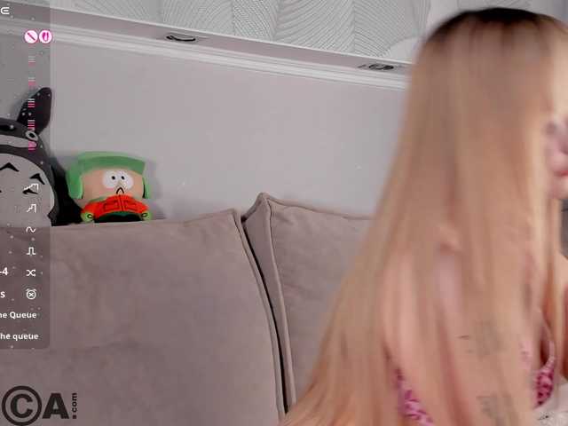 Molly-Platt live cam on BongaCams