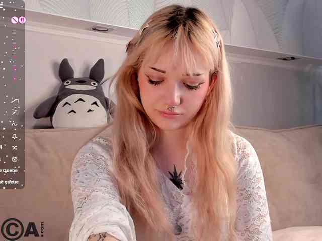 Molly-Platt webcam