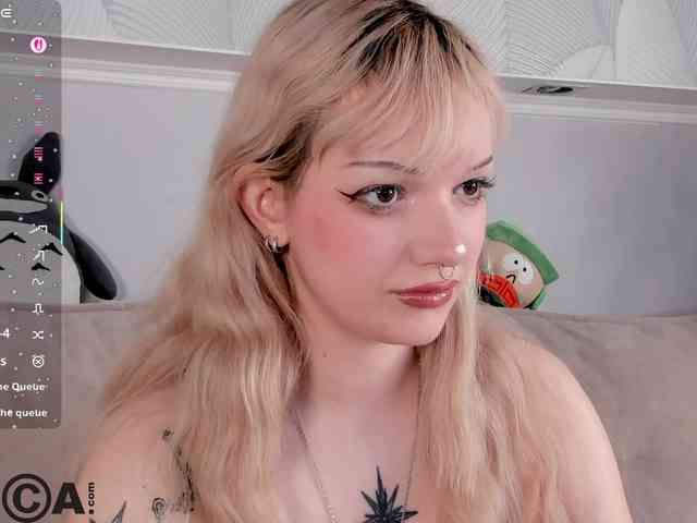 Molly-Platt webcam