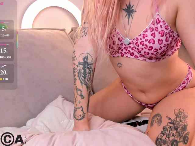 Molly-Platt webcam