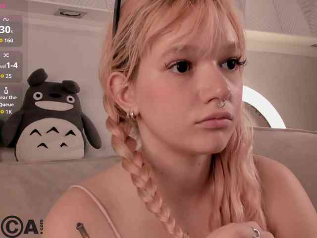 Molly-Platt webcam