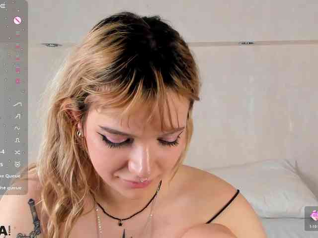 Molly-Platt webcam