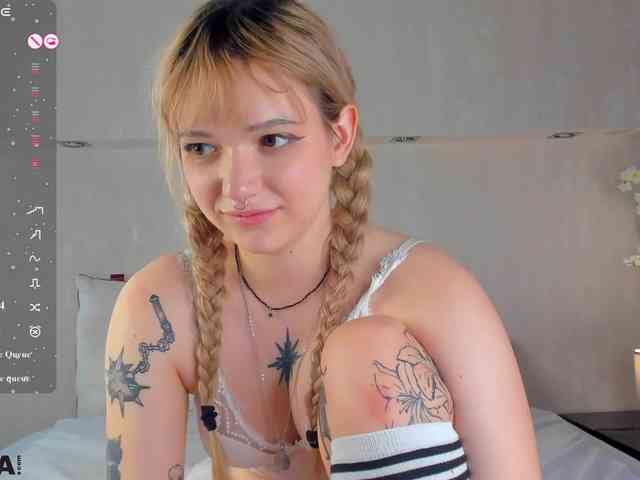 Molly-Platt webcam