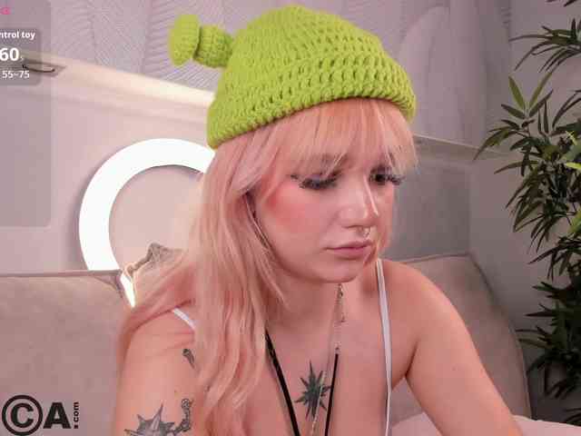 Molly-Platt webcam