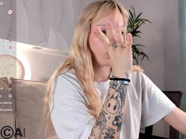 Molly-Platt webcam