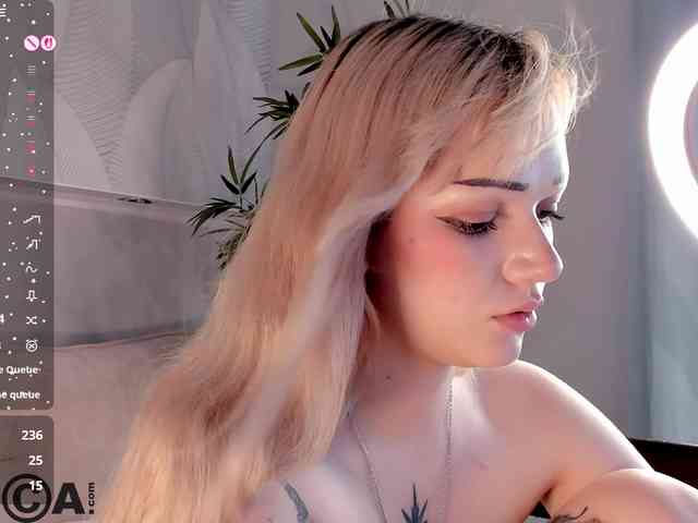 Molly-Platt webcam