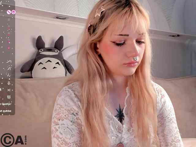 Molly-Platt webcam