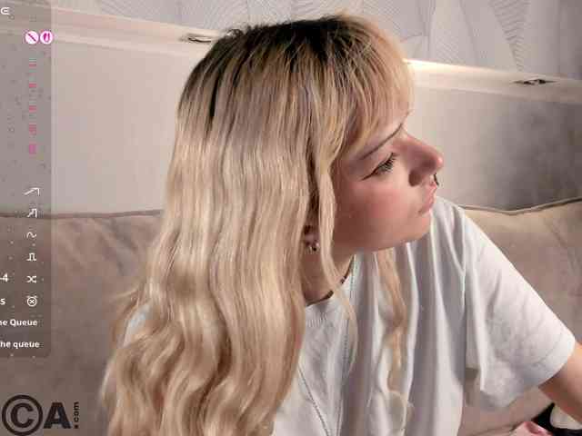 Molly-Platt webcam