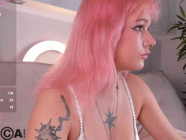 Molly-Platt webcam