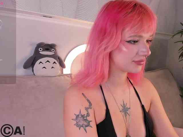 Molly-Platt webcam