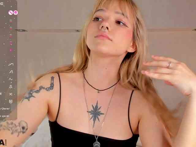 Molly-Platt webcam