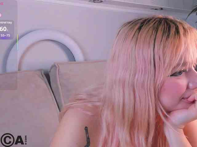 Molly-Platt webcam
