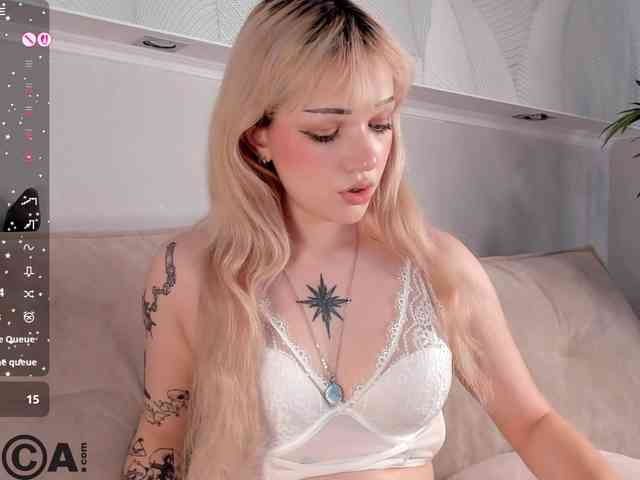 Molly-Platt webcam