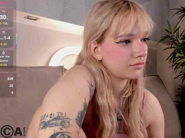 Molly-Platt webcam