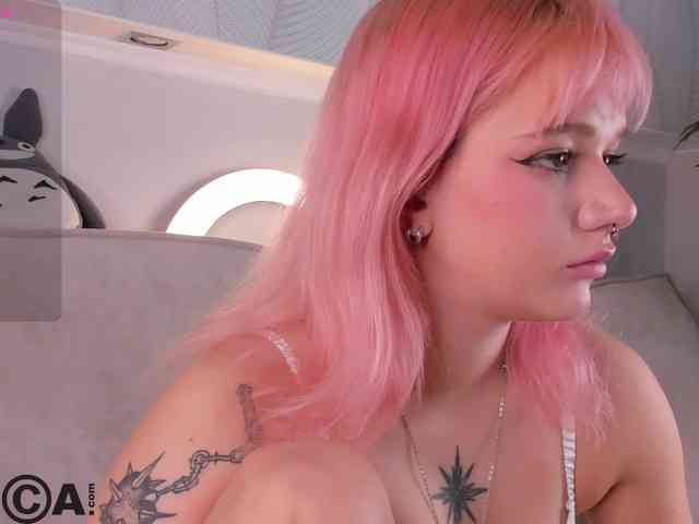 Molly-Platt webcam