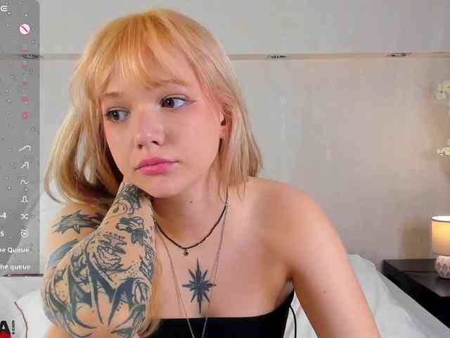 Molly-Platt webcam