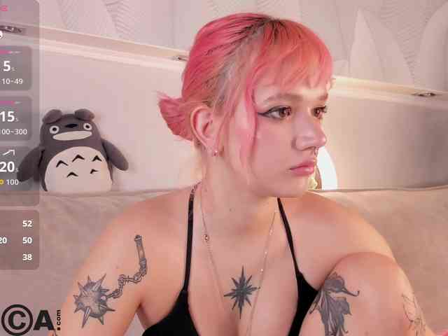 Molly-Platt webcam