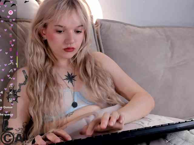 Molly-Platt webcam
