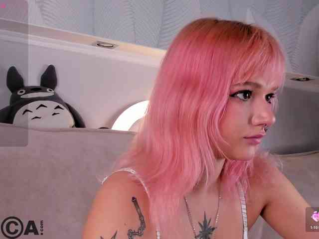 Molly-Platt webcam