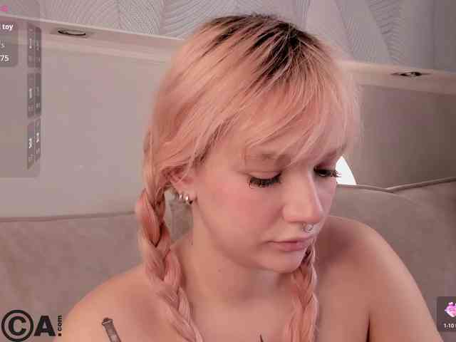 Molly-Platt webcam