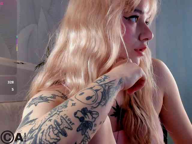 Molly-Platt webcam