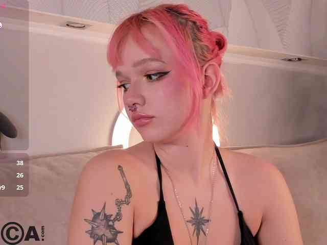 Molly-Platt webcam