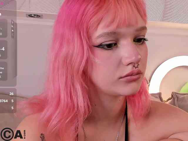 Molly-Platt webcam