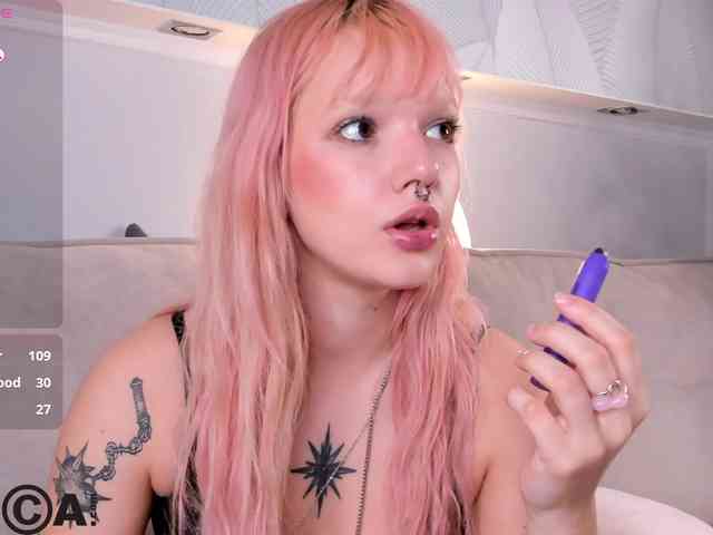 Molly-Platt webcam