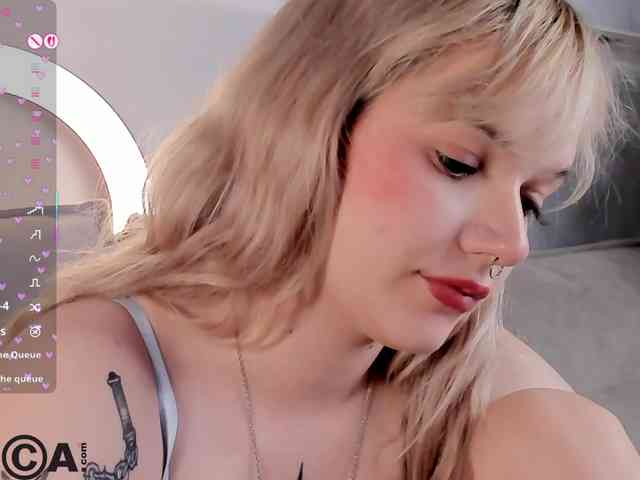 Molly-Platt webcam