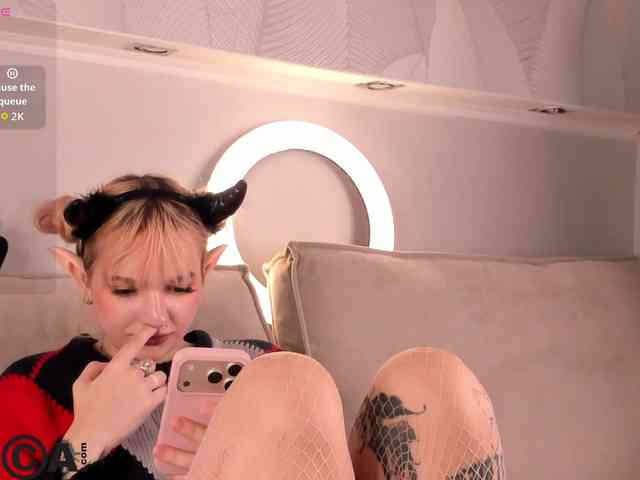 Molly-Platt webcam
