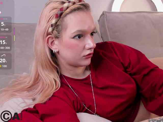 Molly-Platt webcam