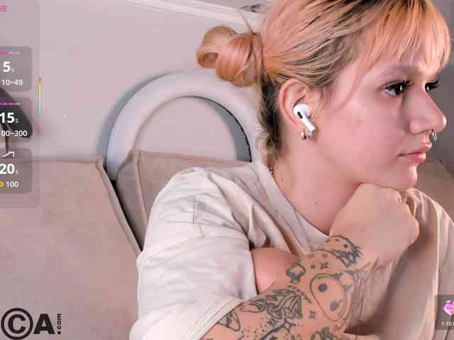 Molly-Platt webcam